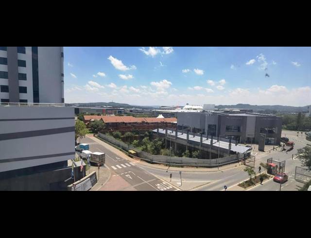 BUSINESS PROPERTY TO RENT IN LYNNWOOD